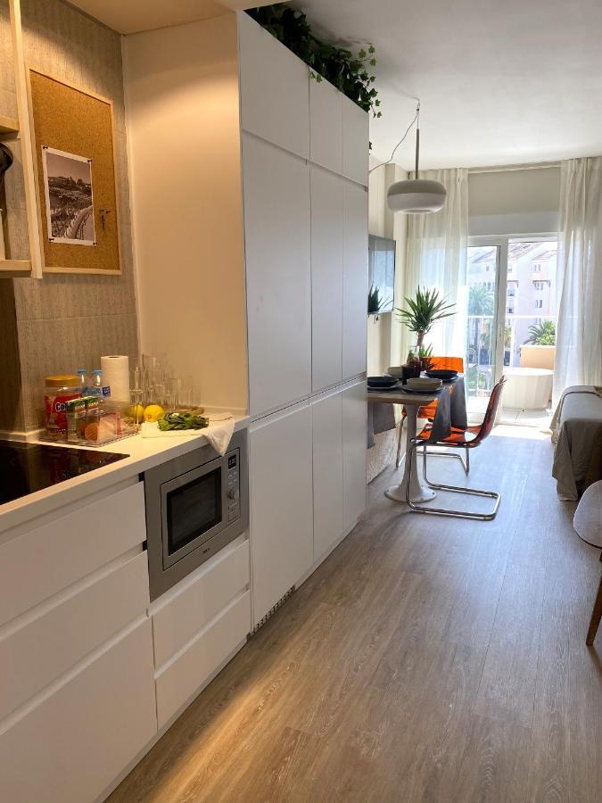 Minerva Estudio Suite White Jasmine, Beach And Pool Беналмадена Екстериор снимка