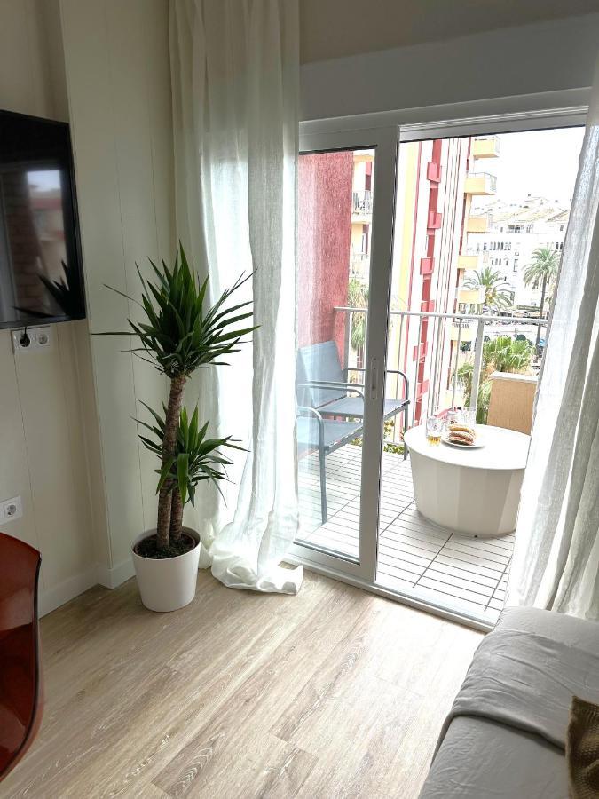 Minerva Estudio Suite White Jasmine, Beach And Pool Беналмадена Екстериор снимка