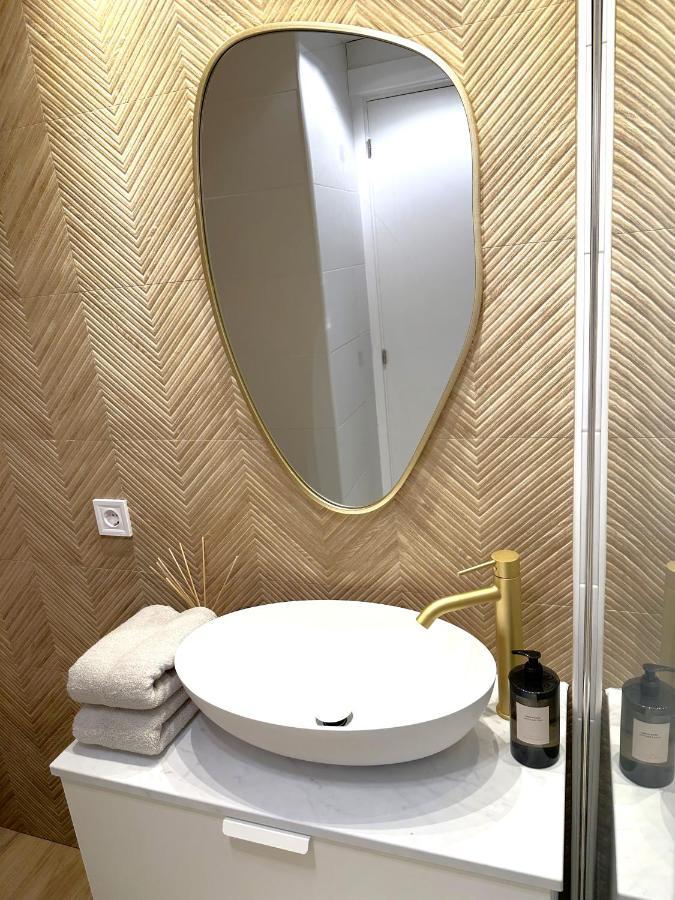 Minerva Estudio Suite White Jasmine, Beach And Pool Беналмадена Екстериор снимка